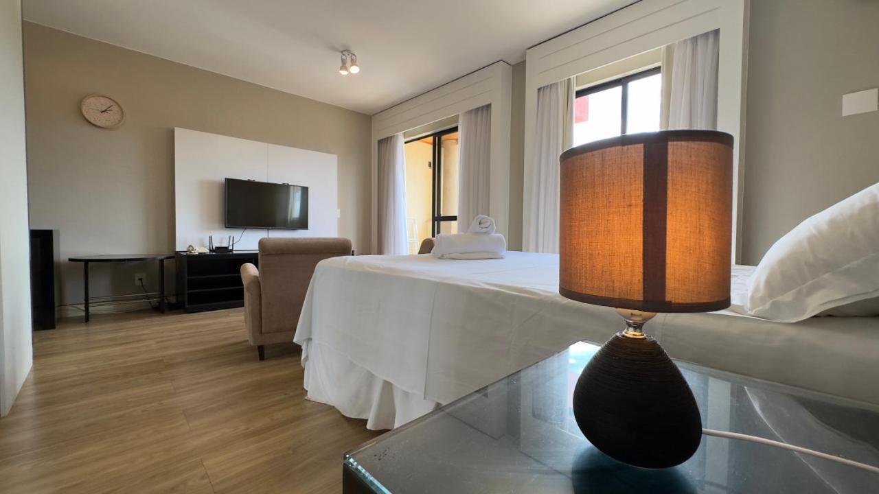 Aconchegante Apartamento No Lago Apartment Бразилия Екстериор снимка